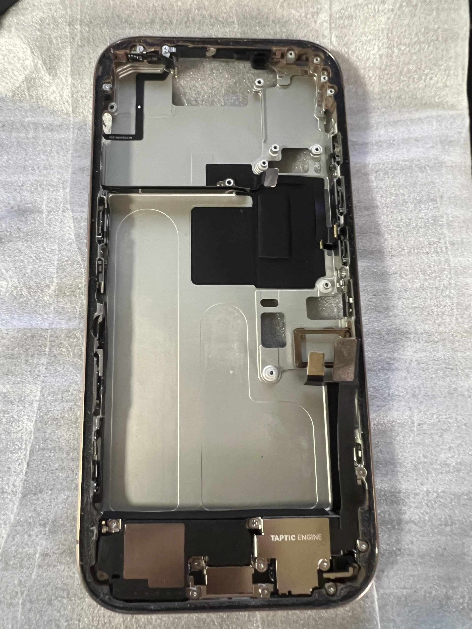  Iphone 16 Pro Chassis originale scocca centrale qualita A Oro