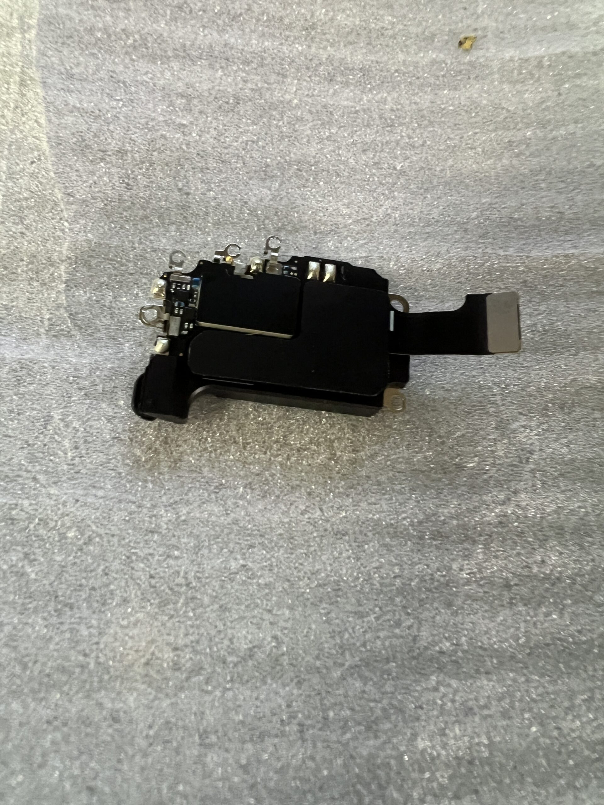  Iphone 16 Pro Altoparlante frontale superiore originale Apple - immagine 2